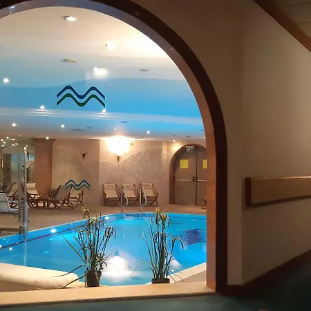 Gai Beach Resort Spa Hotel-2